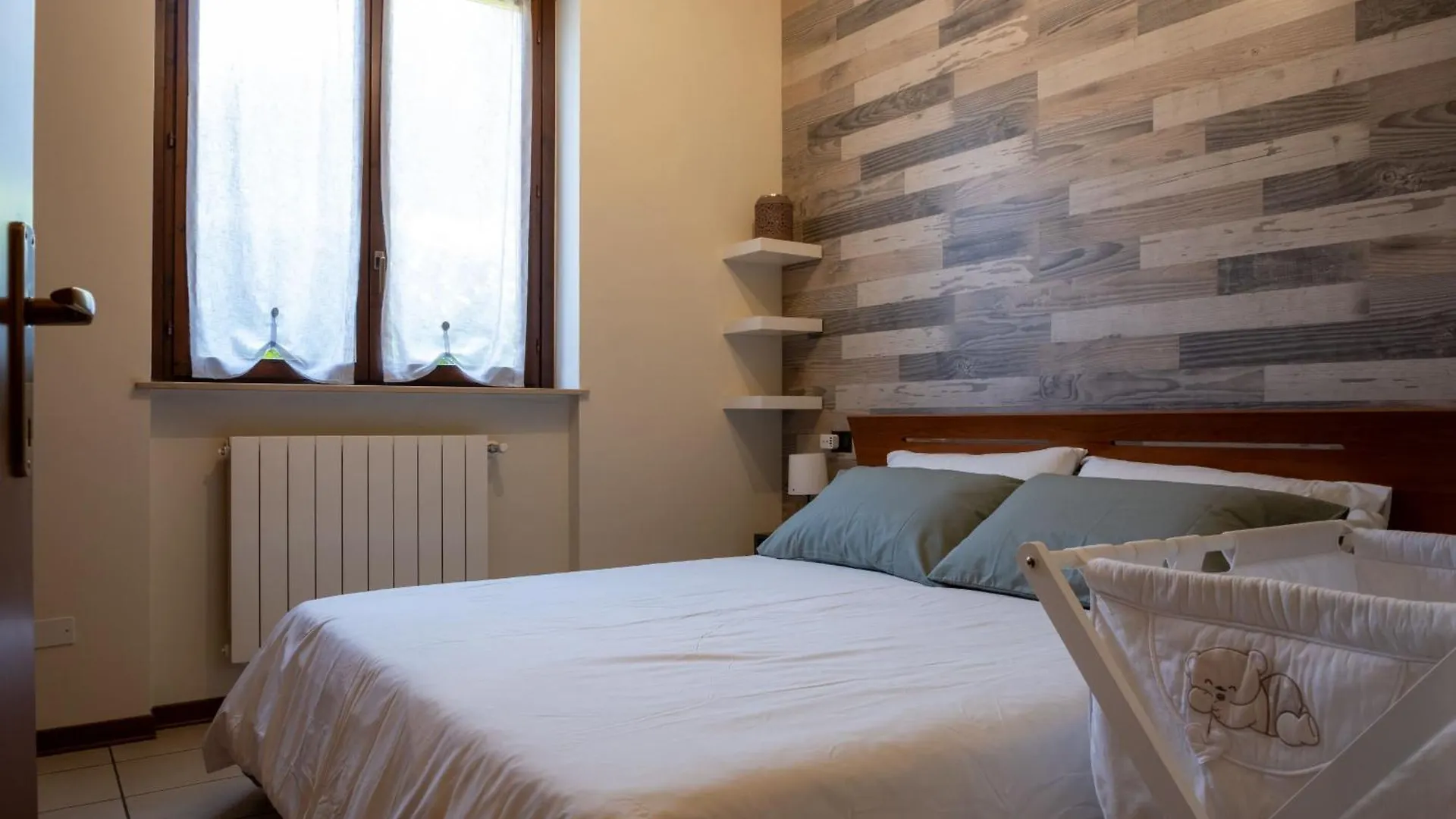 Appartamento Margherita Porto Valtravaglia 0*,  Italie